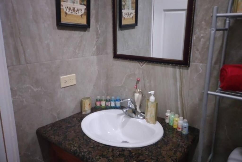Ocho Rios Hideaway Appartement Buitenkant foto